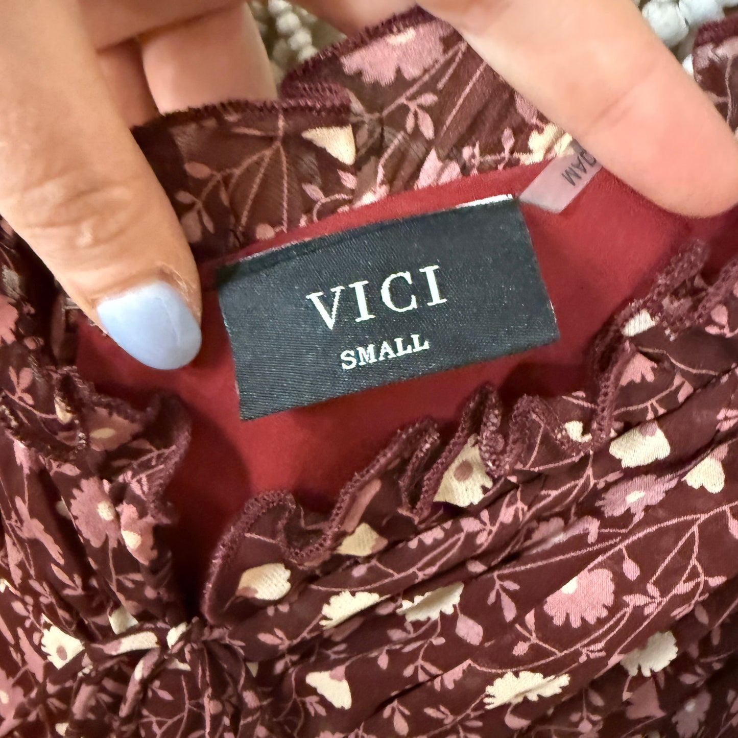 Vici Maroon Floral Midi Dress S